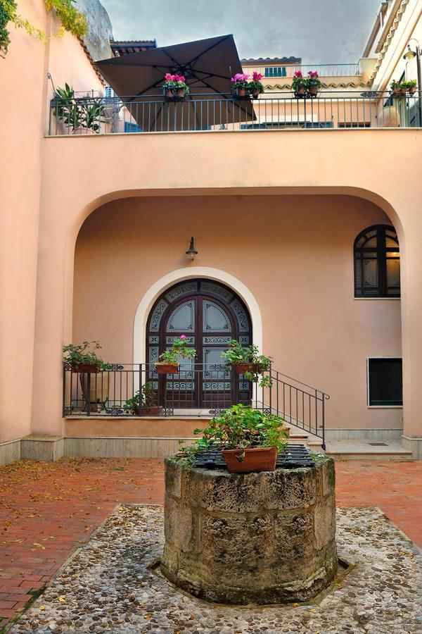 Palazzo Bella Bed and Breakfast Campobello di Licata Εξωτερικό φωτογραφία